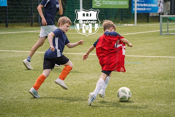 Fußball in den Ferien: RRS-Akademie mit Fußballtalentcamp bei Rhenania